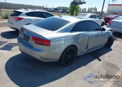 2011 Audi S5 4.2 Premium Plus z USA, uszkodzony, nr VIN WAUVVAFR3BA026766
